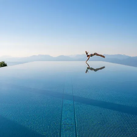 Mountain Feuerberg Resort 4*