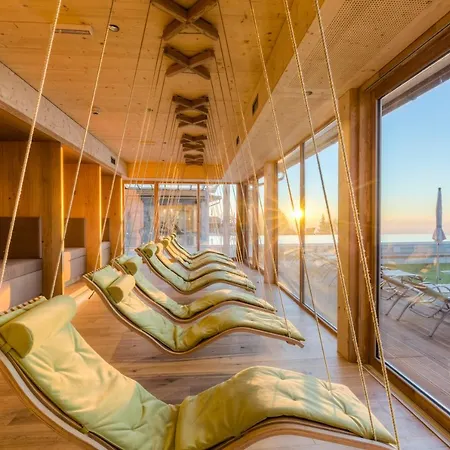 Mountain Feuerberg Resort 4*